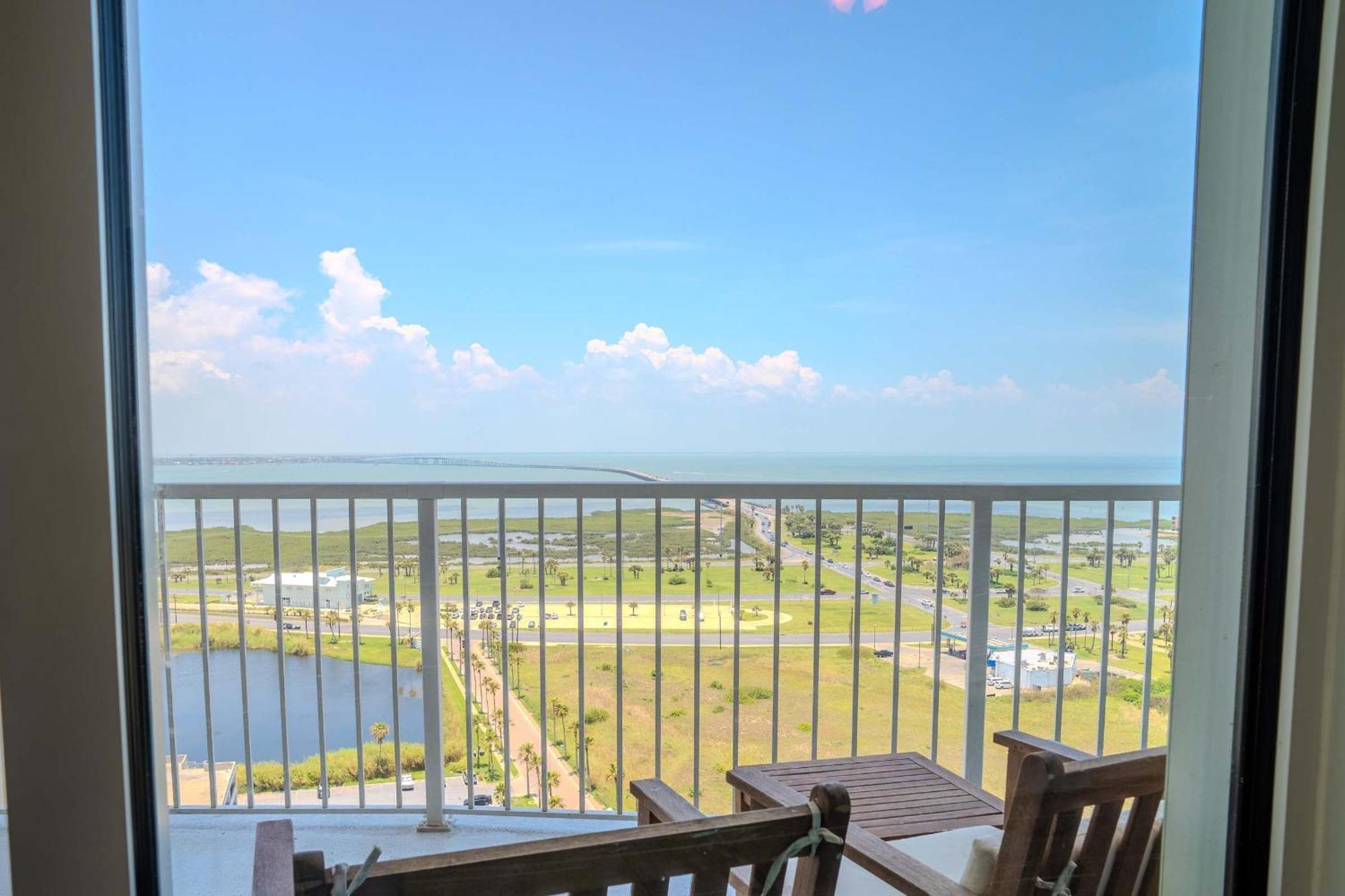 1801 Sapphire Beachfront 3 Bedroom Condo Юг Падре Айленд Экстерьер фото